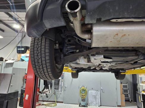 Used 2013 Volvo C30 FWD image 21