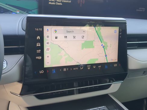 New 2026 Lincoln Nautilus Premier w/ Equipment Group 102A image 17