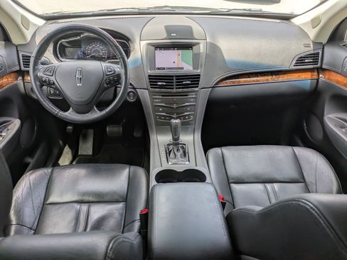 Used 2016 Lincoln MKT AWD w/ Equipment Group 201A image 16