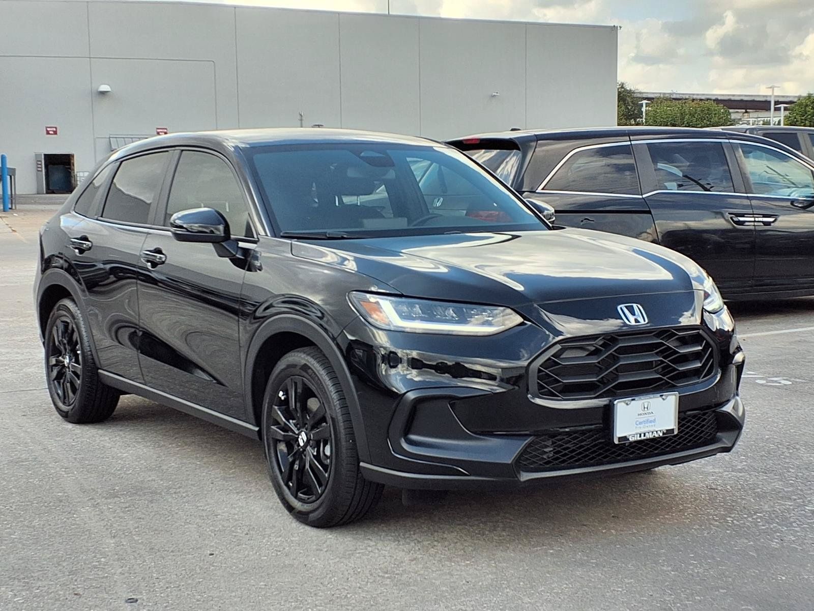 Used 2027 Honda HR-V Sport image 2