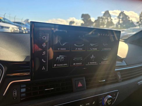 Used 2023 Audi A4 2.0T Premium w/ Convenience Package image 28