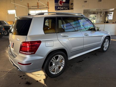 Used 2013 Mercedes-Benz GLK 350 4MATIC image 19