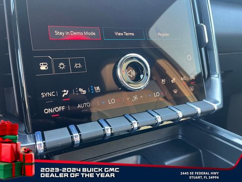 New 2026 GMC Acadia AT4 image 29