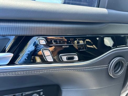 Certified 2024 Jeep Grand Wagoneer Series II Obsidian w/ Quick Order Packagew 28T AWD/4WD image 41