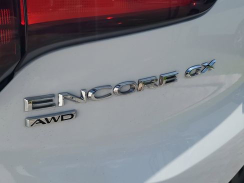 Used 2023 Buick Encore GX Preferred w/ Cold Weather Comfort Package AWD/4WD image 8