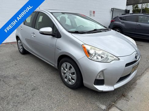 Used 2012 Toyota Prius C Three FWD image 2