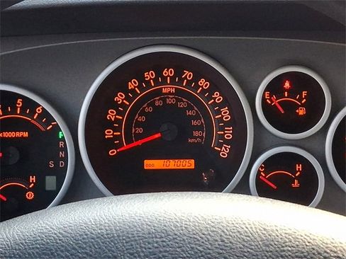 Used 2010 Toyota Tundra 4x4 Double Cab image 24