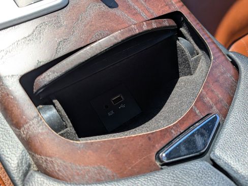 Used 2016 Maserati Ghibli Base image 27