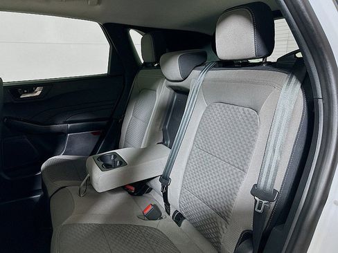 Used 2021 Ford Escape SE w/ Convenience Package image 19