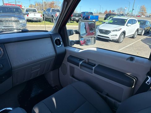 Used 2009 Ford F250 XLT image 28