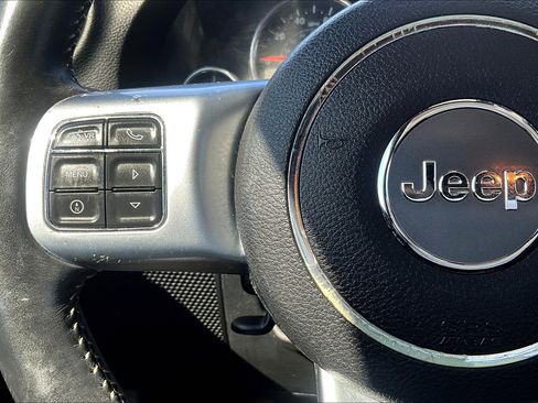 Used 2015 Jeep Wrangler Unlimited Sport image 18