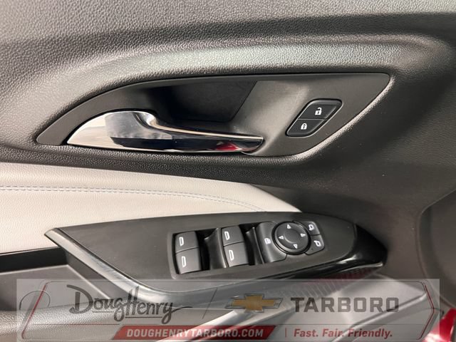 Used 2025 Chevrolet Trax LT w/ LT Convenience Package FWD image 27