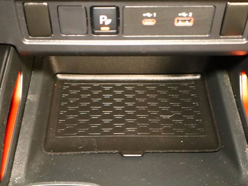 Used 2023 Nissan Frontier PRO-4X w/ Technology Package image 25