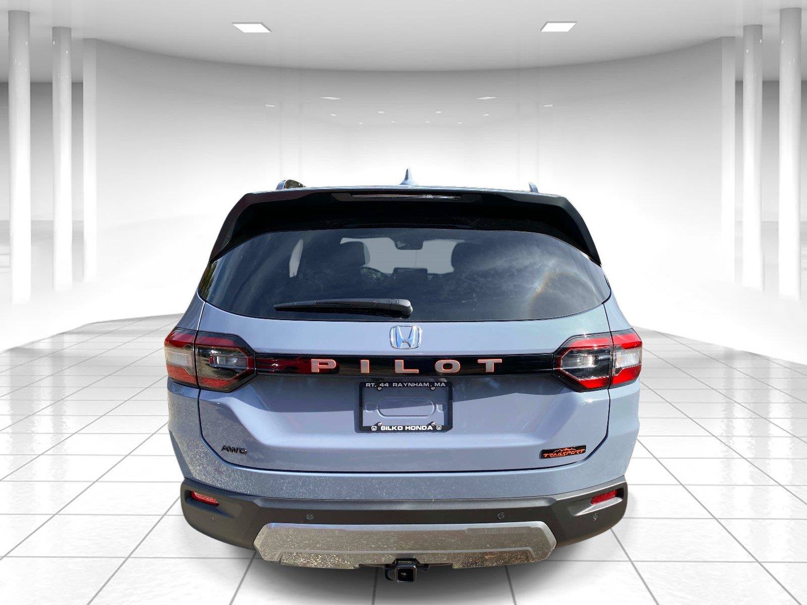 New 2026 Honda Pilot TrailSport image 5