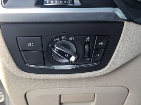 Used 2019 BMW X3 sDrive30i w/ Executive Package image 28