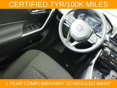 Used 2025 Toyota RAV4 XLE AWD/4WD image 15