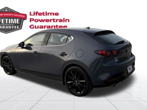 Used 2025 MAZDA MAZDA3 2.5 S Hatchback w/ Premium Pkg FWD image 3