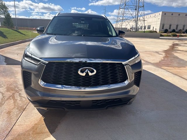 Used 2024 INFINITI QX60 Luxe FWD image 2