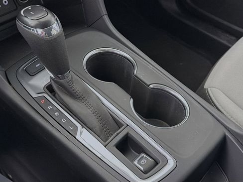 Used 2020 Chevrolet Equinox LS w/ LS Convenience Package image 19