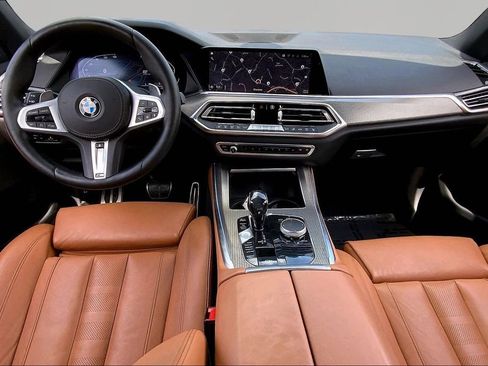 Used 2019 BMW X5 xDrive50i w/ M Sport Package AWD/4WD image 7