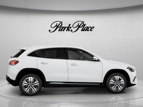 New 2026 Mercedes-Benz GLA 250 4MATIC image 23