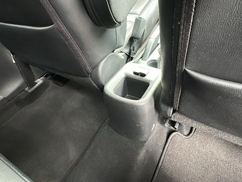 Used 2018 Nissan Kicks SR w/ Premium Package image 26