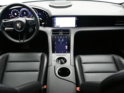Certified 2025 Porsche Taycan AWD/4WD image 32