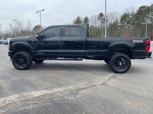 Used 2023 Ford F250 XL w/ STX Appearance Package image 3