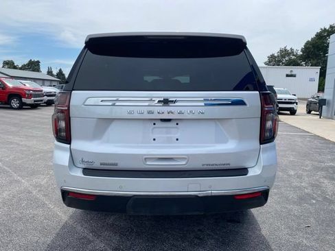 Used 2023 Chevrolet Suburban Premier AWD/4WD image 4