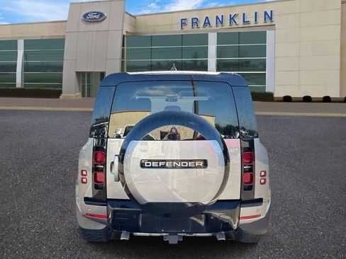 Used 2024 Land Rover Defender 110 SE AWD/4WD image 6