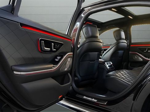 Used 2022 Mercedes-Benz S 580 4MATIC Sedan image 38