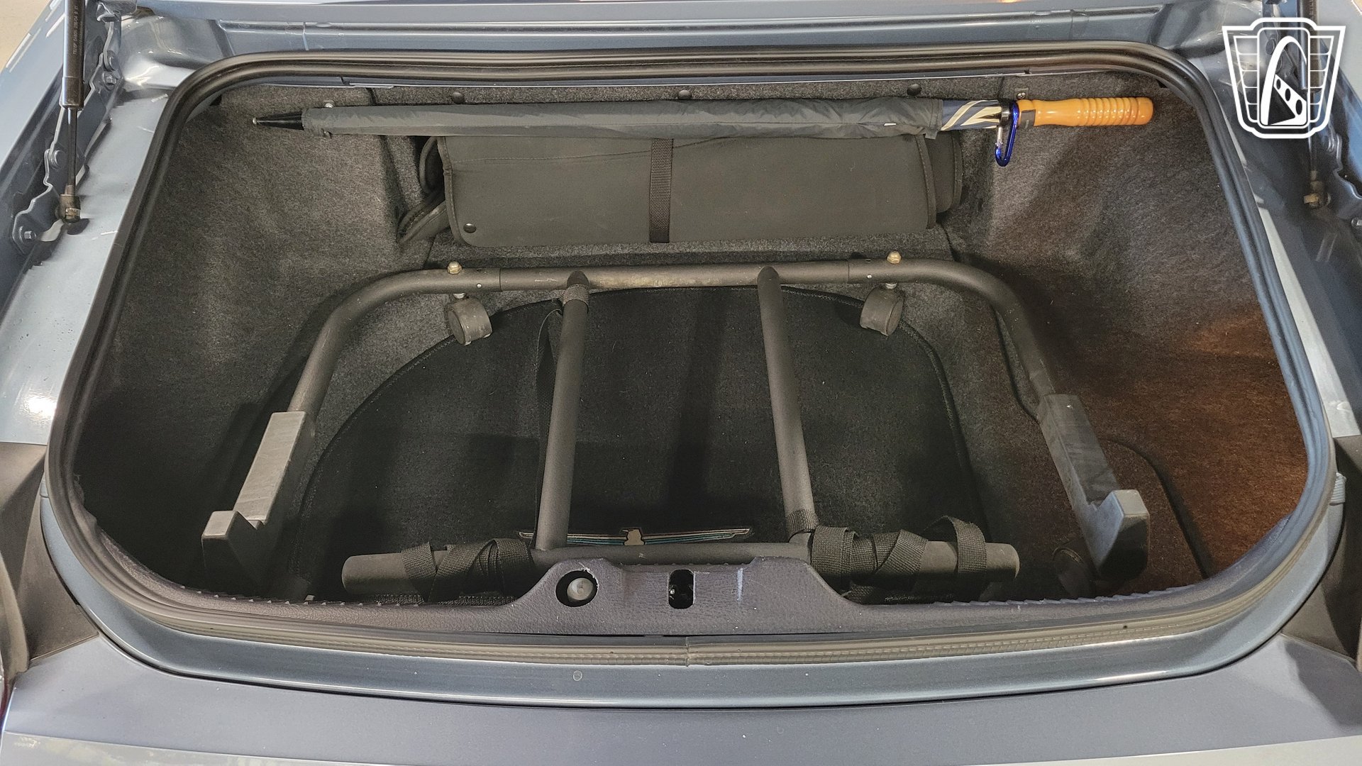 Used 2005 Ford Thunderbird RWD image 15