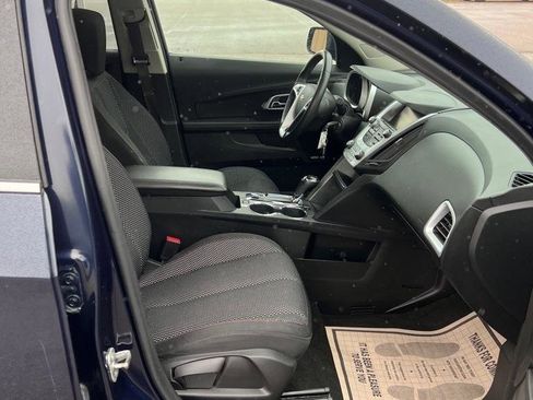 Used 2017 Chevrolet Equinox LT AWD/4WD image 15