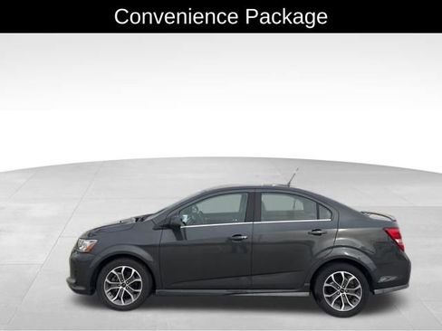 Used 2020 Chevrolet Sonic LT w/ Convenience Package image 5
