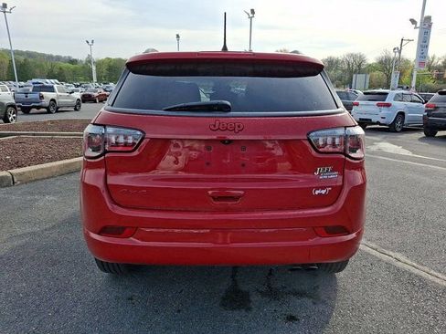 Certified 2022 Jeep Compass Limited image 7