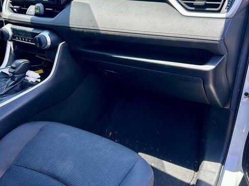 Used 2020 Toyota RAV4 LE w/ Carpet Mat Package FWD image 7