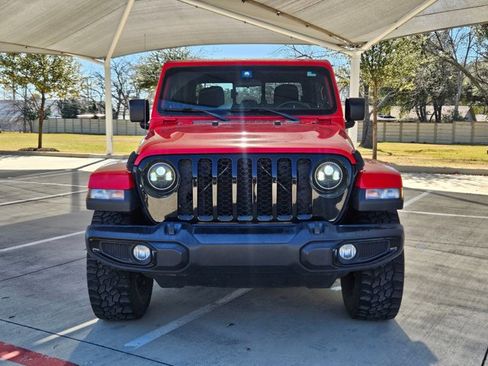 Used 2021 Jeep Gladiator Willys image 2