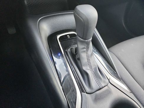 Used 2024 Toyota Corolla LE image 20