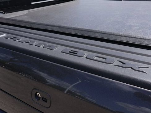 Used 2022 RAM 1500 Limited AWD/4WD image 12