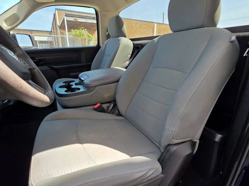 Used 2016 RAM 1500 Tradesman w/ Chrome Appearance Group RWD image 11