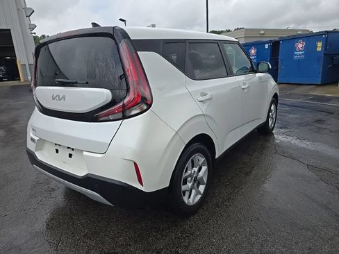 Certified 2024 Kia Soul LX w/ Option Group 015 FWD image 8