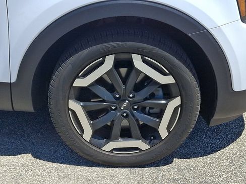 Used 2024 Kia Telluride EX FWD image 8