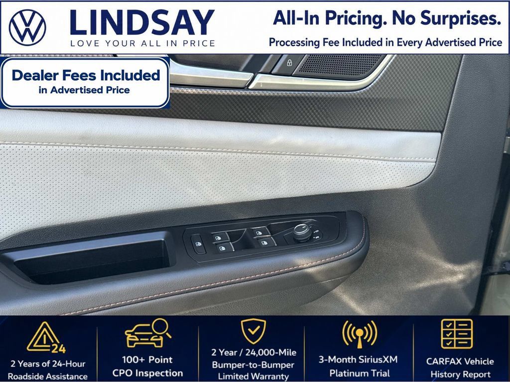 Used 2025 Volkswagen Atlas Peak Edition SE AWD/4WD image 19