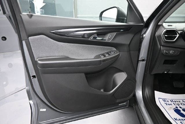 New 2026 Chevrolet TrailBlazer LS w/ LS Convenience Package FWD image 9