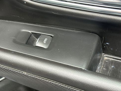 Certified 2023 Chevrolet Suburban Premier image 16