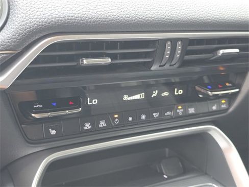 Used 2024 MAZDA CX-90 Plug-In Hybrid w/ Premium Pkg image 21