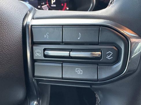 Used 2024 GMC Canyon AT4 image 26