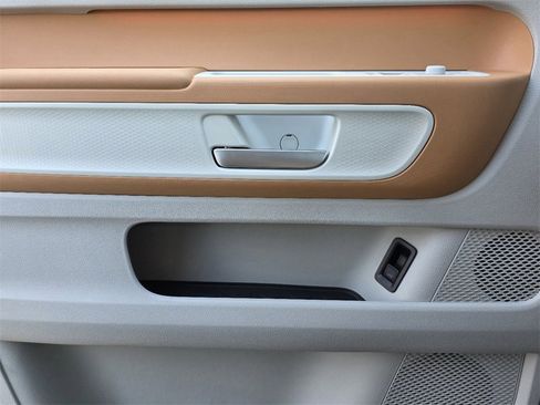 New 2025 Volkswagen ID. Buzz 1st Edition image 16