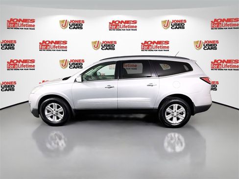 Used 2014 Chevrolet Traverse LT image 12