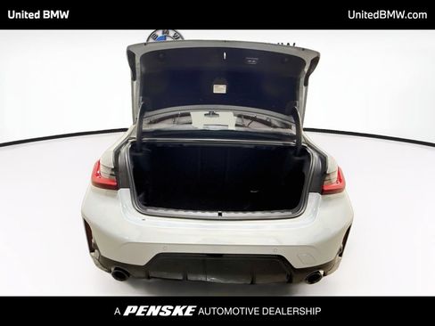 Used 2024 BMW 330i Sedan w/ M Sport Package RWD image 21